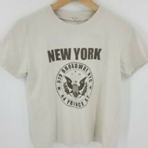 Brandy Melville Broadway, New York T-shirt - size S